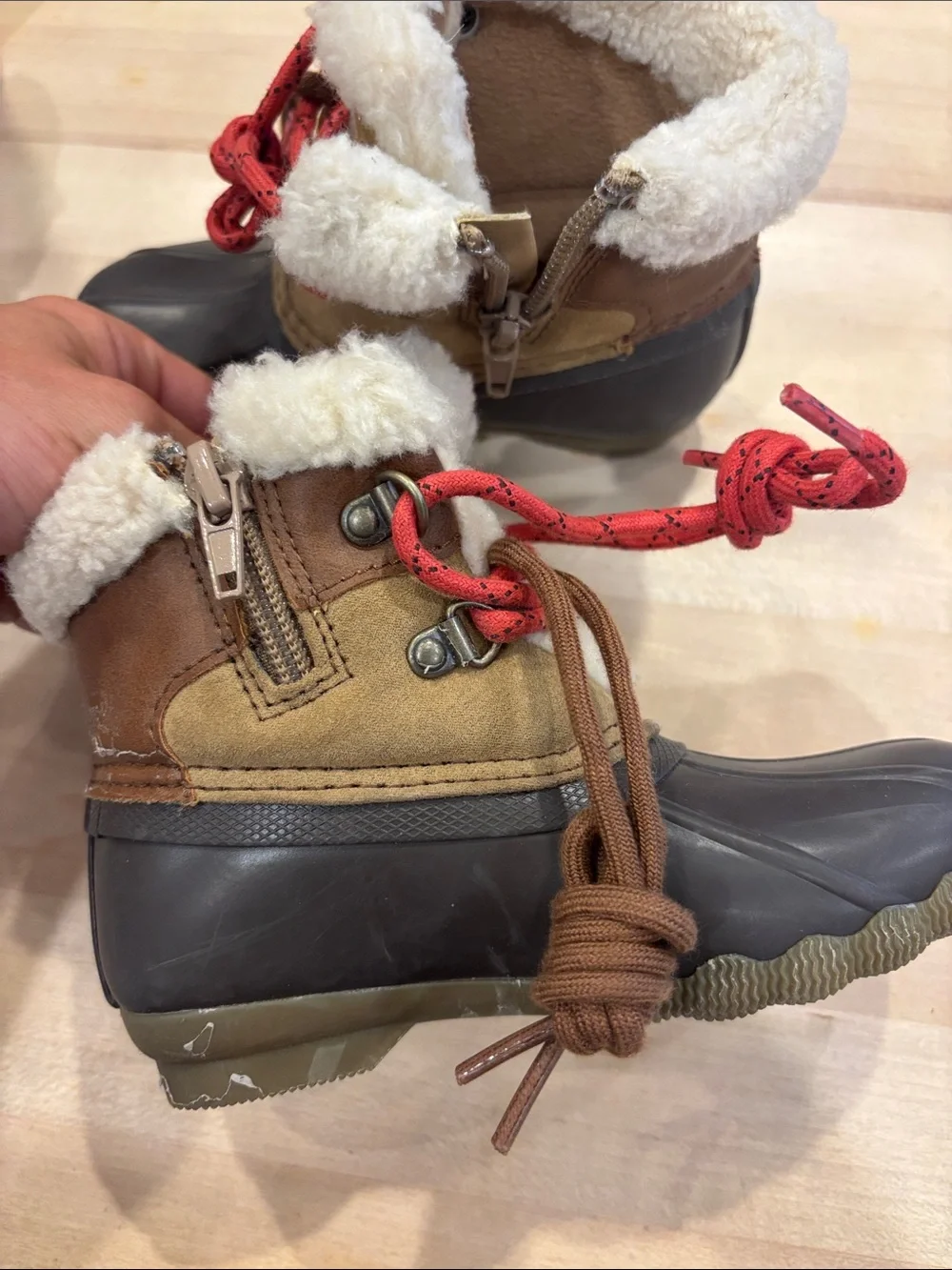 Sperry Kids Brown and Red Lace Insulated Duck Boots